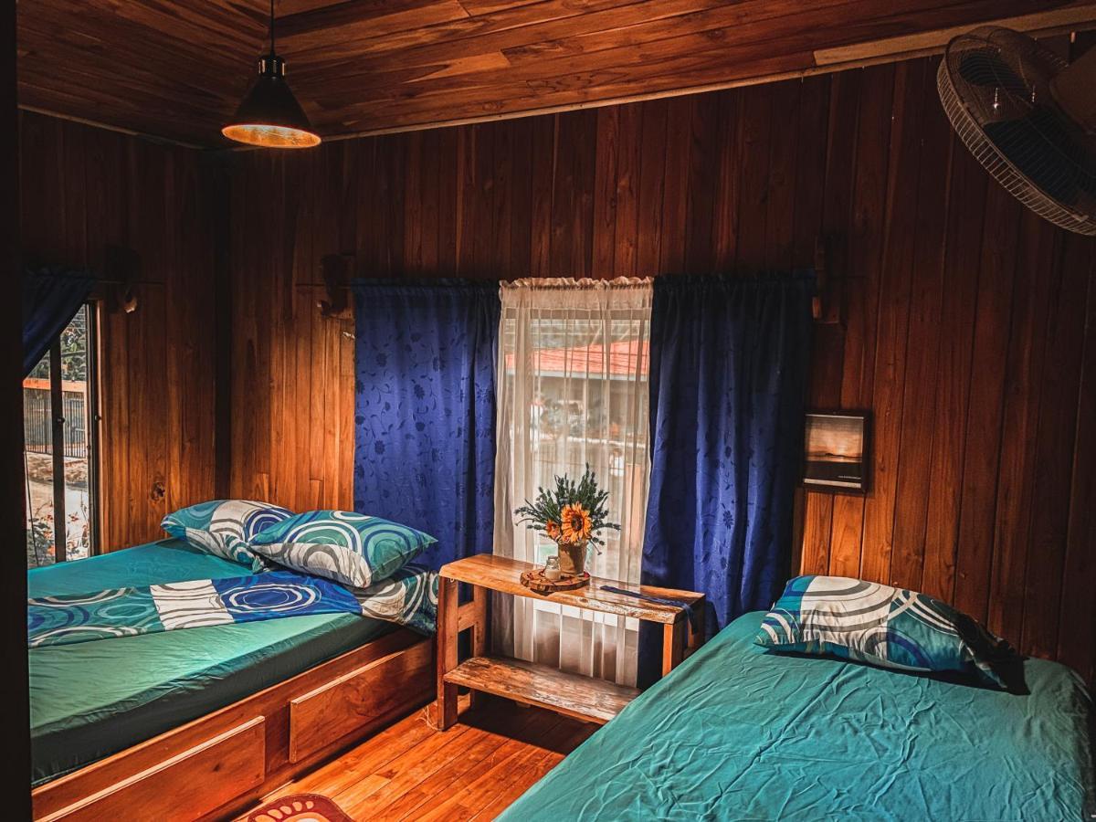 Hostel Marisol Sámara エクステリア 写真