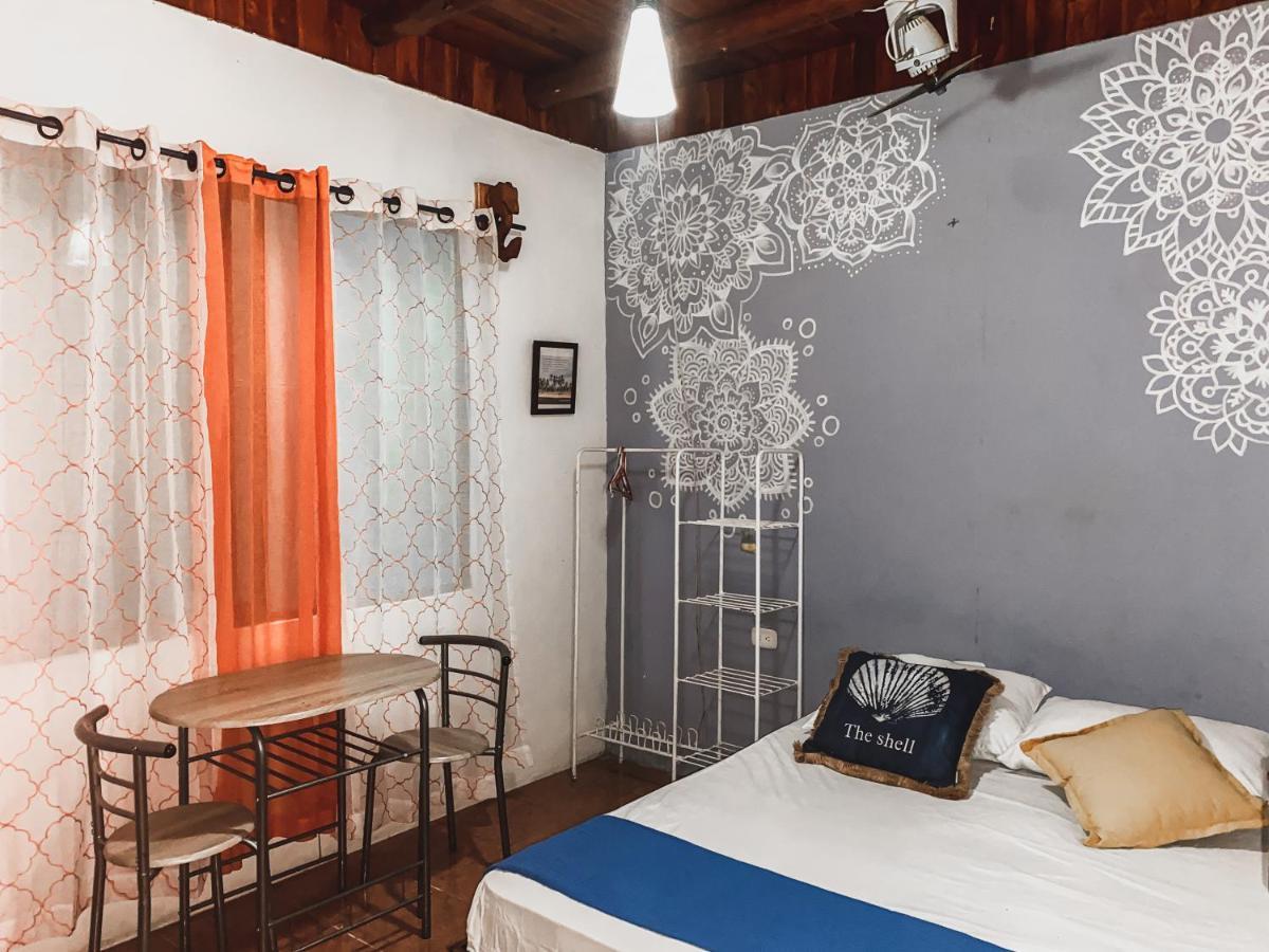 Hostel Marisol Sámara エクステリア 写真