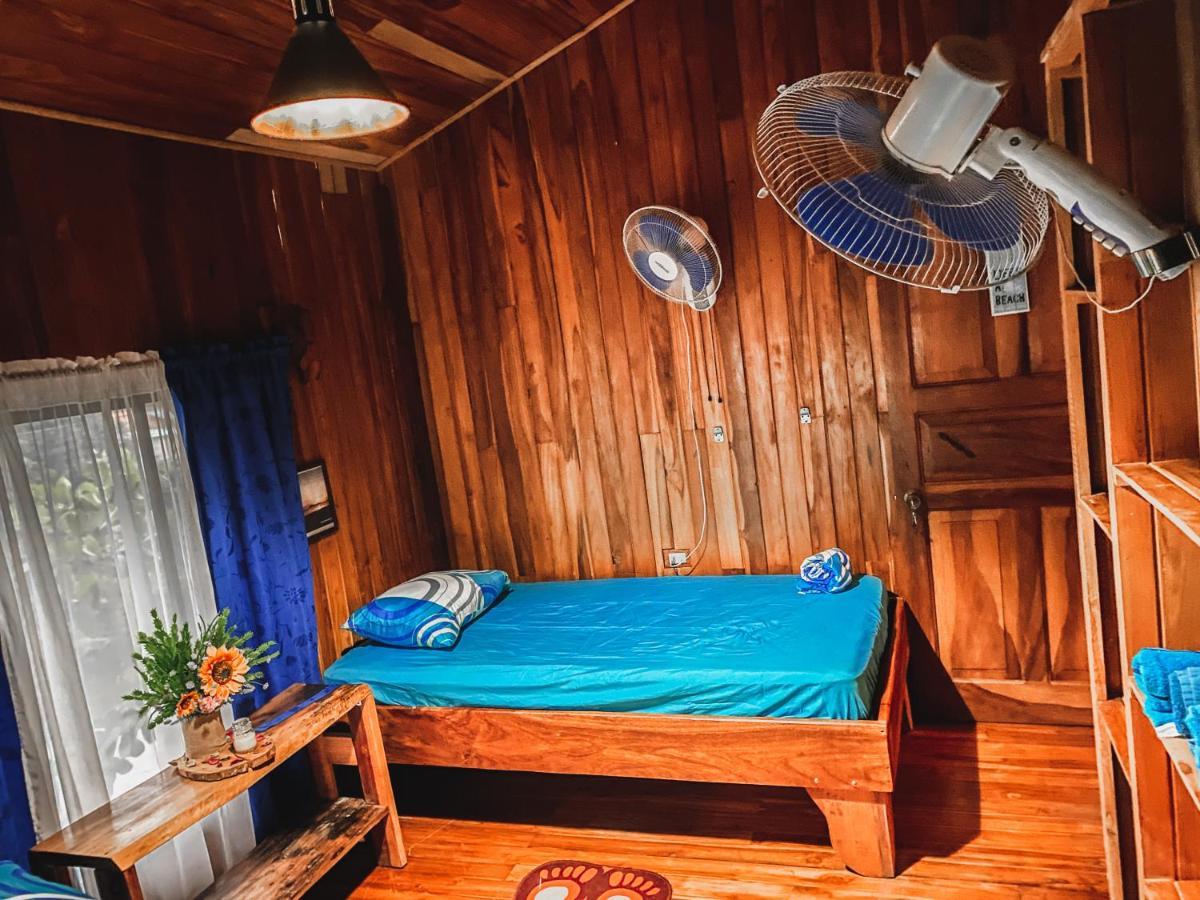 Hostel Marisol Sámara エクステリア 写真